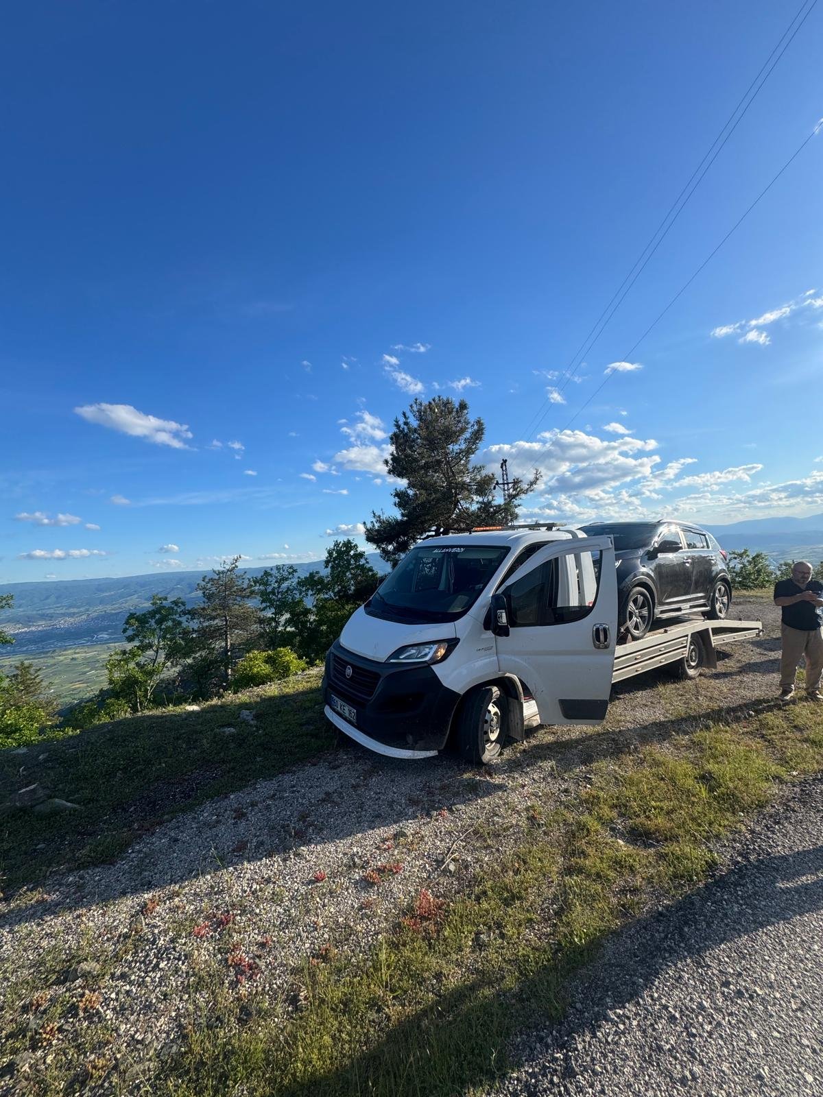 Niksar Çekici Görev Başında Dağ Yolu Kurtarma